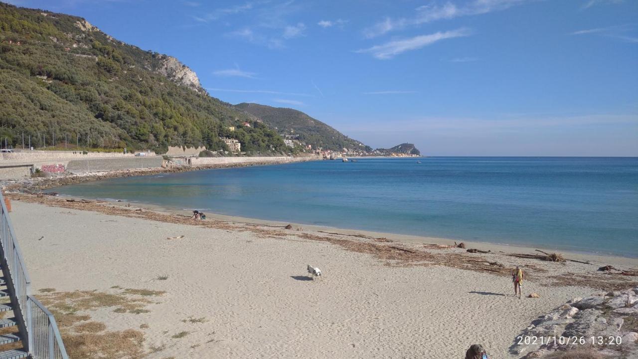 Apartamento casa Mariuccia Finale Ligure Exterior foto